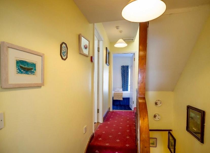 White Heather House Clifden Town Square Экстерьер фото