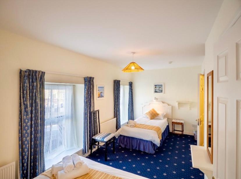 White Heather House Clifden Town Square Экстерьер фото